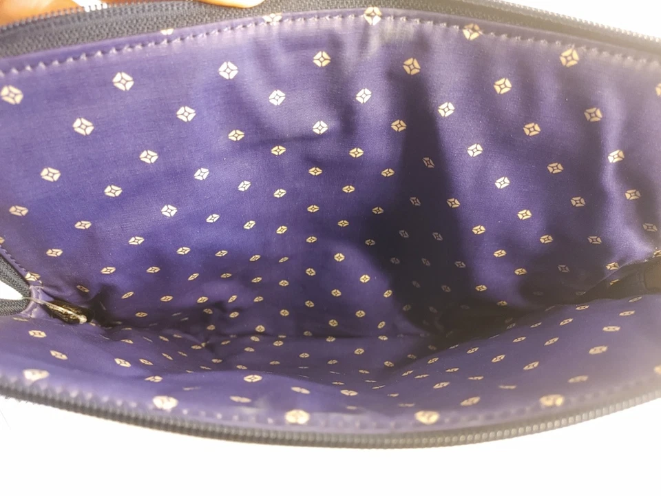 Funda para Tableta Fossil Diseño de Afeitado Lona Recubierta Cremallera Tableta Bolsa Foto 3 de 3