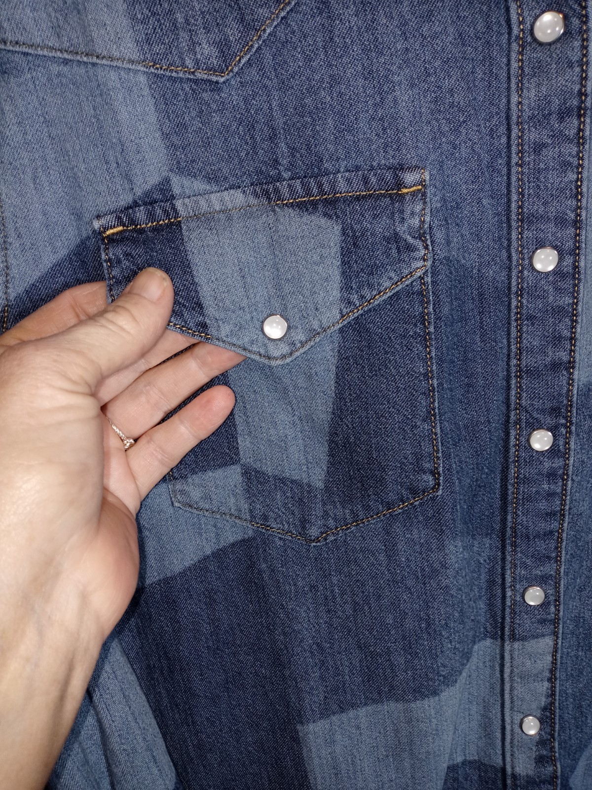 Levi's Dylan Oversized Western Patchwork Print De… - image 7