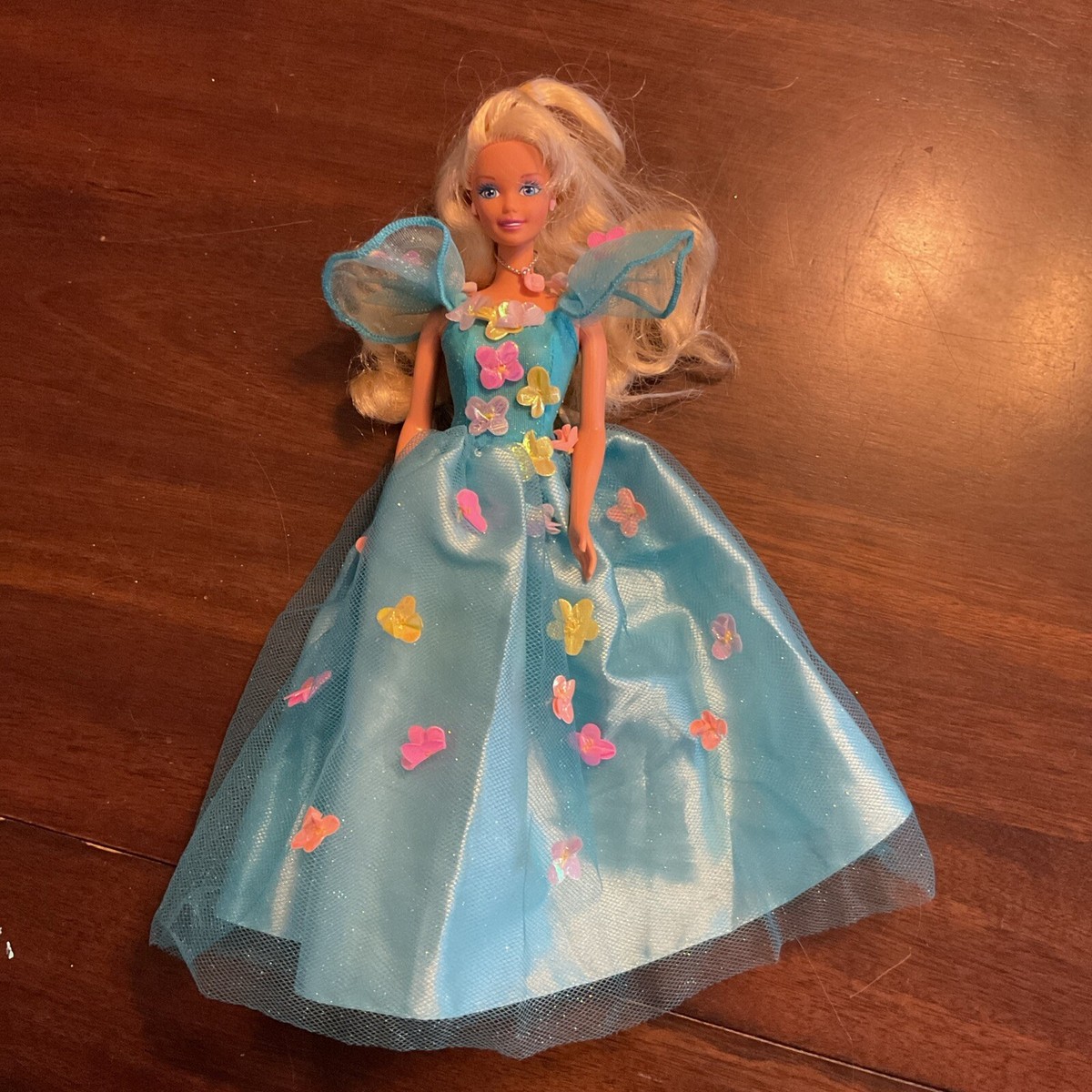 1995 Songbird Barbie Doll W/Real Singing Songbird Mattel #14320