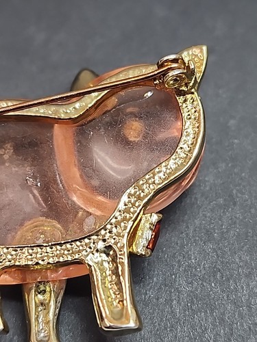 Vintage Jelly Pig Pink Gold Tone Brooch Clear Rhinestones Red Bow Tie Pin READ - Picture 15 of 16