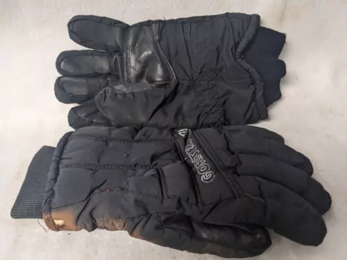 Gore-Tex Winter Gloves Size 10 In Color Black Condition Used