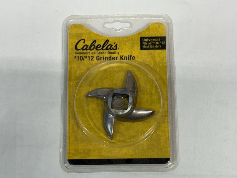 Cabela’s #10/12 Grinder Knife