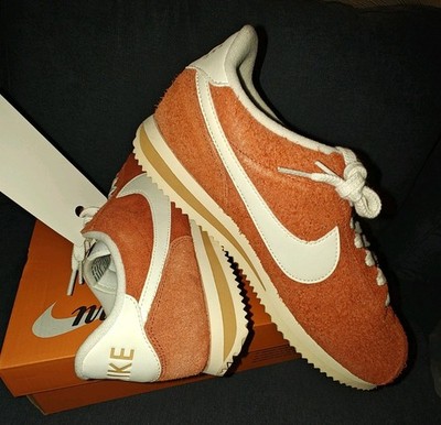 8men/9.5 W. Nike Cortez SE Suede Dark Russet Mens Shoes HF3142-200