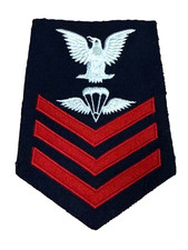 Unissued LIONA WWII USN NAVY PARACHUTE RIGGER 1ST CLASS DRESS BLUE RATE