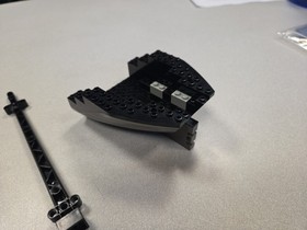 Lego Black Pearl Boat Hull 16x13x2 64651 4184 POTC Pirates Caribbean W Mast Lot