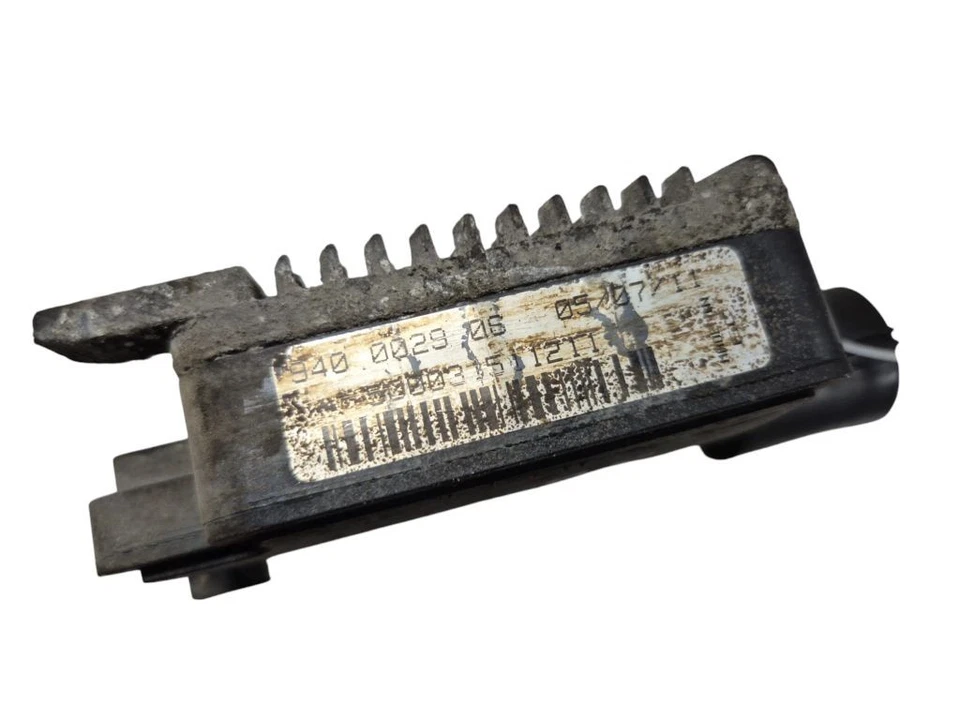 Relè ventola liquido di raffreddamento diesel Ford C-MAX II 2015 940002906 JUT182215 - Immagine 3 di 4