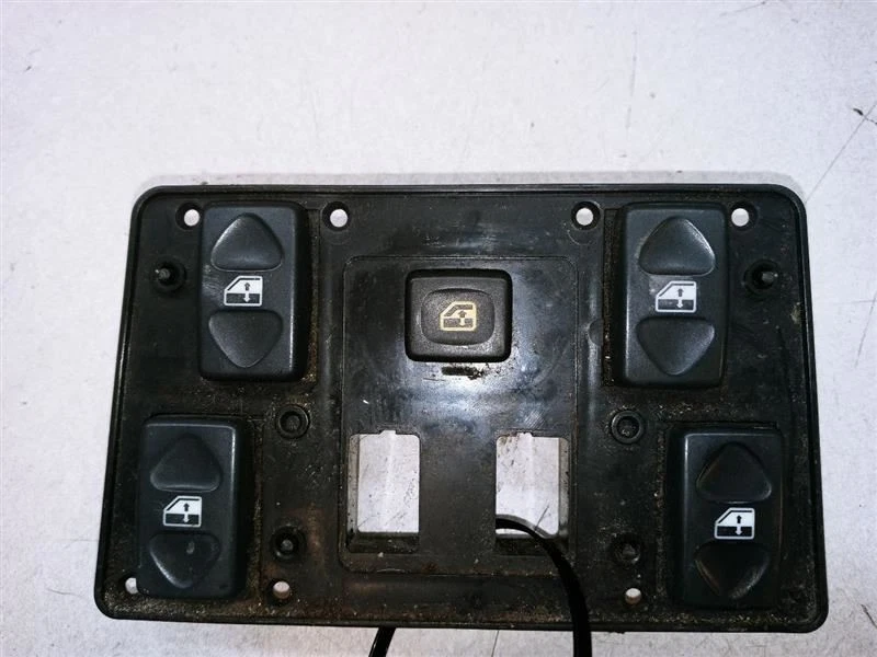 Interruptor de ventana eléctrica maestro Land Rover Discovery II 1999-2002 OEM USADO Foto 2 de 4