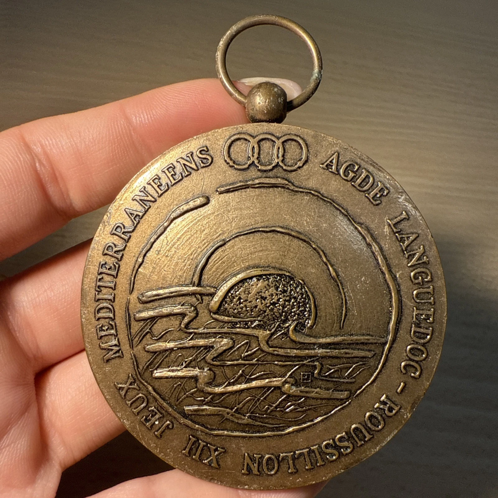 Médaille Pendentif Jeu Méditerranéen Agde Languedoc-Roussillon JM 93 En Bronze