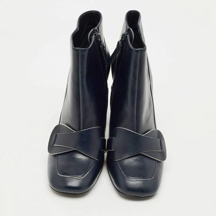 Botas Tory Burch de cuero azul marino hasta el tobillo talla 6,5 Foto 2 de 4