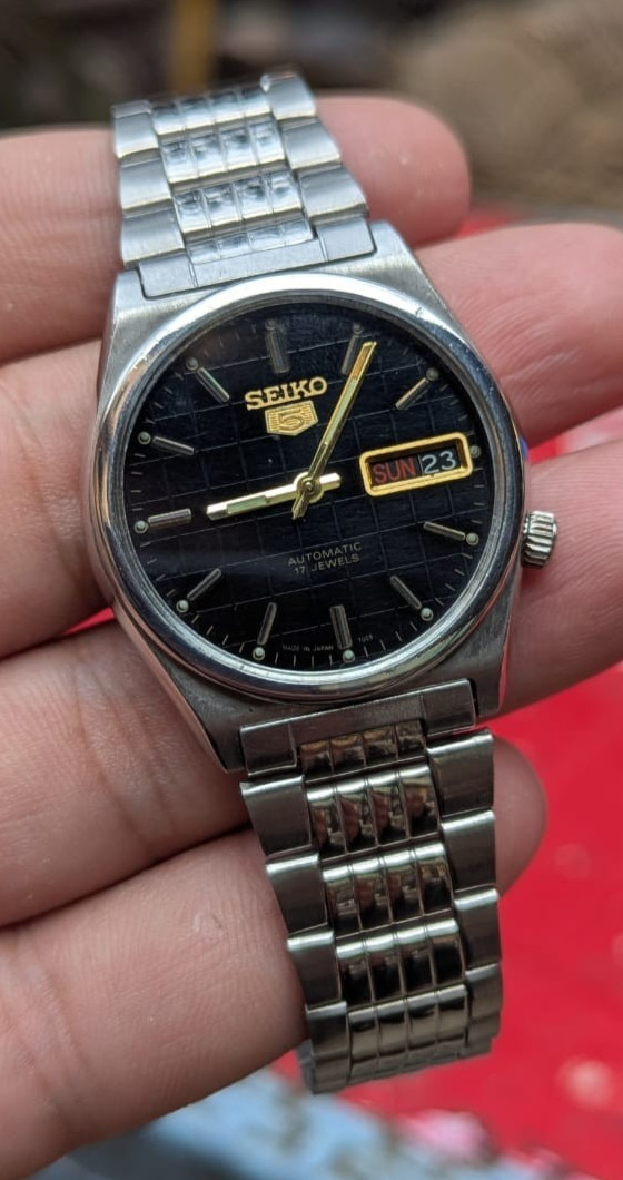 Steel Stainless Vintage Wristwatch made Japan Automatic 5 Jewels 17 Seiko men - vintagewatches.pk