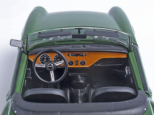 '70 (British Leland) BRG TRIUMPH SPITFIRE IV CONV. (Chrono) 1:18 Diecast No Box. - Picture 9 of 9