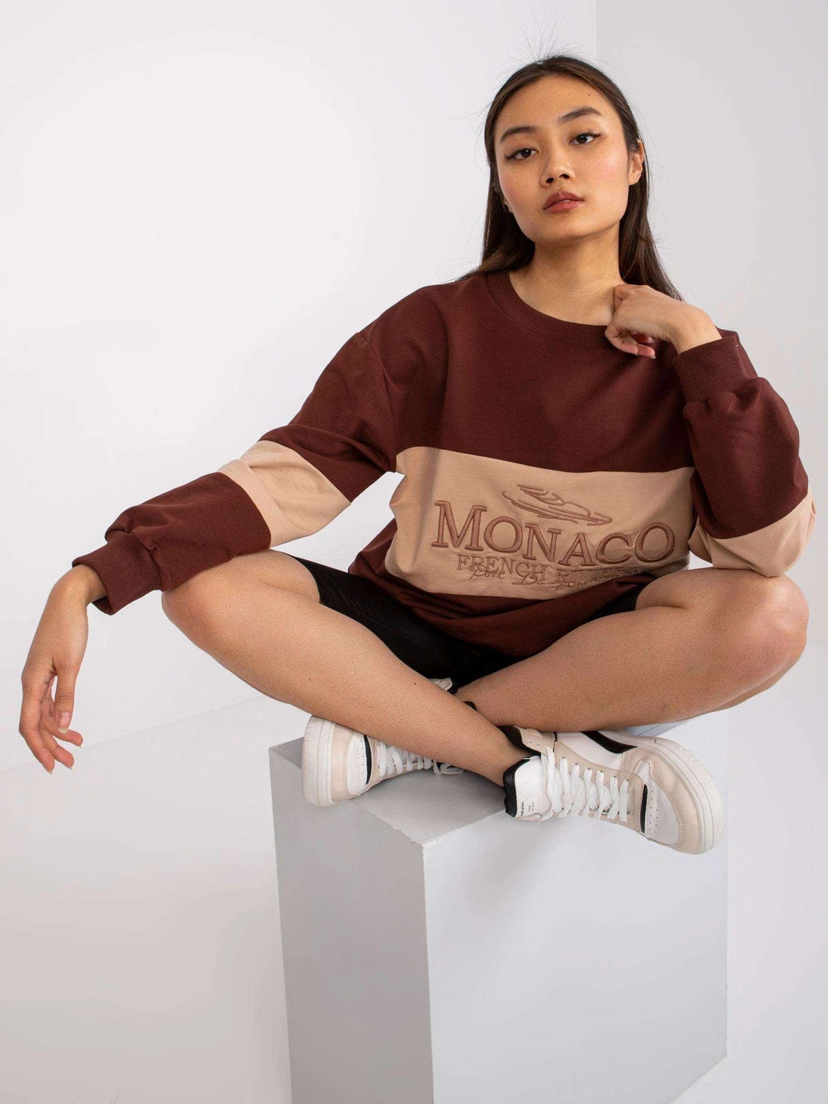 VETEMENTS Maglione donna pullover felpa con cappuccio