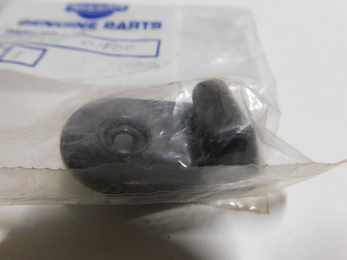 79986-01P00 1984-86 NISSAN 300ZX HANGER CLIP RH REAR