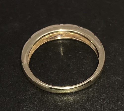 18ct gold diamond studded wedding / eternity ring, UK Size M 1/2. VGC. - Picture 9 of 12