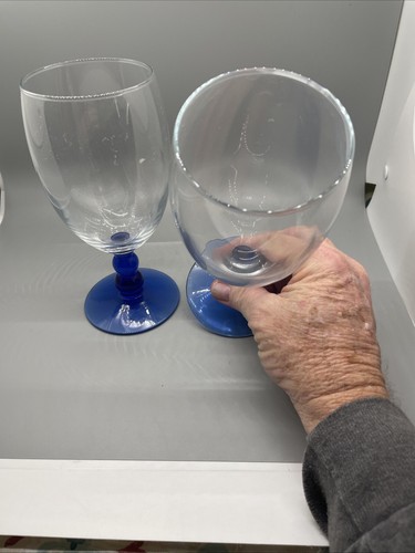 2. Glasses With Blue Base - Picture 3 of 6