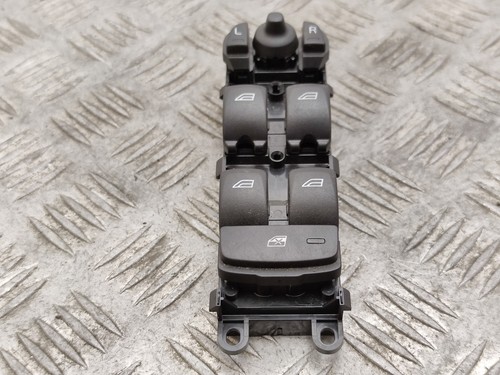 VOLVO V40 Interruttore finestra porta destra anteriore Cross Country 526 31376495 - Foto 2 di 6