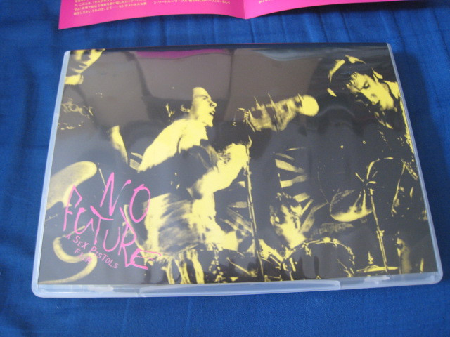 NO FUTURE セックス・ピストルズ DVD Boxセット 希少！ プレミア Sex Pistols No Future Collectors Box Japan DVD Box w T-Shirt
