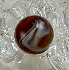 AKRO AGATE MILKY WHITE SWIRL SLAG 21/32" NEAR MINT MARBLE