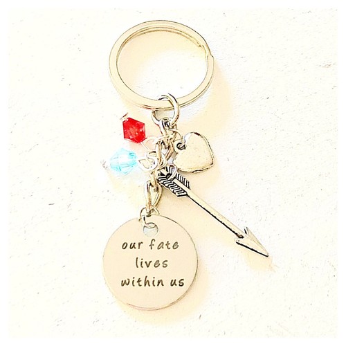 Merida Our Fate Lives Within Us Brave Princess Accessories Silver Keychain Gift - 第 1/2 張圖片