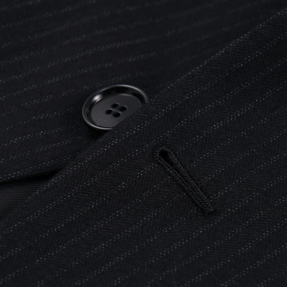 Terno Cesare Attolini Slim-Fit listra carvão escuro lã escovada macia 48R (Eu 58) - Imagem 4 de 4