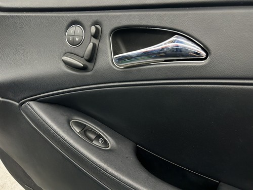 2006-2011 W219 Mercedes CLS 500 550 Front Door Cards Interior Panel Black Trim - Picture 6 of 19