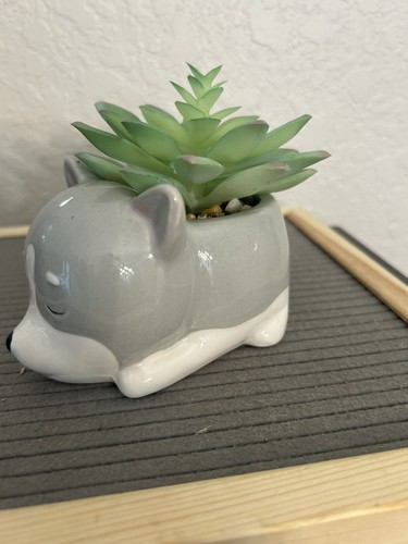 Dog Shaped Planter with Faux Succulents Plants Resin Flower Pot - Picture 10 of 24