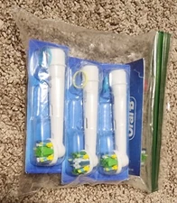 Oral-B CrossAction Replacement Brush Heads with Bacterial Protection (7-Count)