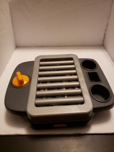 Fisher Price Servin' Niespodzianki Stół Kuchnia Zamienny grill Ruchomy FRSH - Zdjęcie 1 z 4