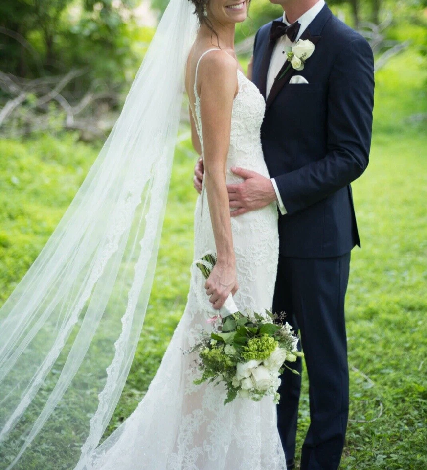 Casablanca Bridal Style 1975 Wedding Dress - Image 2 of 4