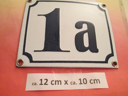 Numero civico n.20a blu scuro numero su sfondo bianco 12 cm x 10 cm smalto - Foto 12 di 12