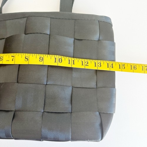 Harveys Seatbelt Bag Black Tote Purse Snap Closure Medium - Picture 8 of 11