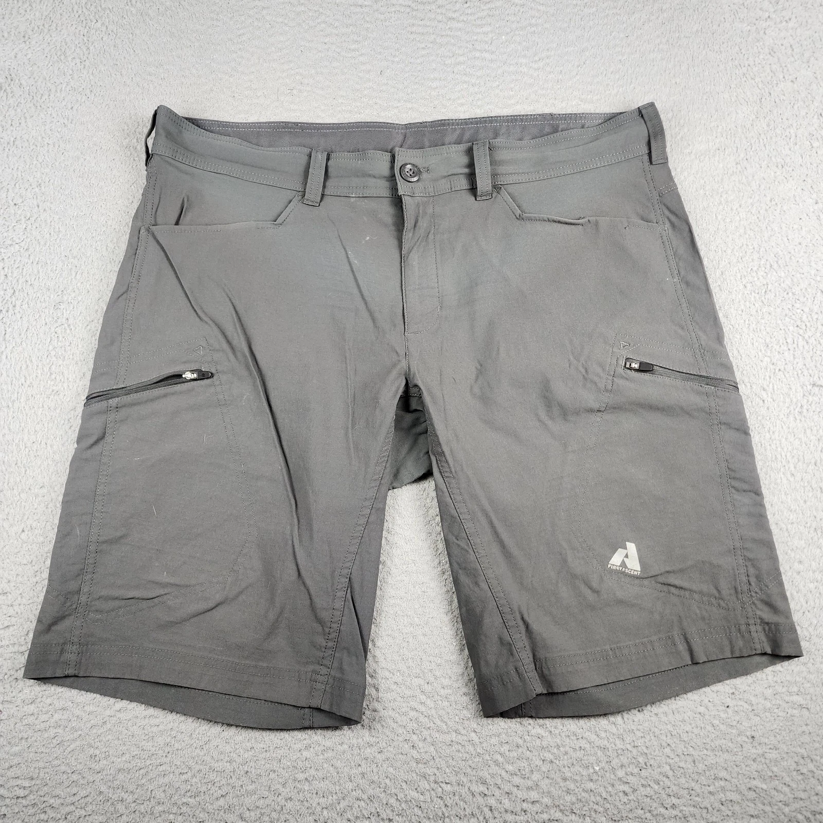 Eddie Bauer Shorts Mens 38 Gray Cargo First Ascent Outdoors Hiking Camping
Opens in a new window or