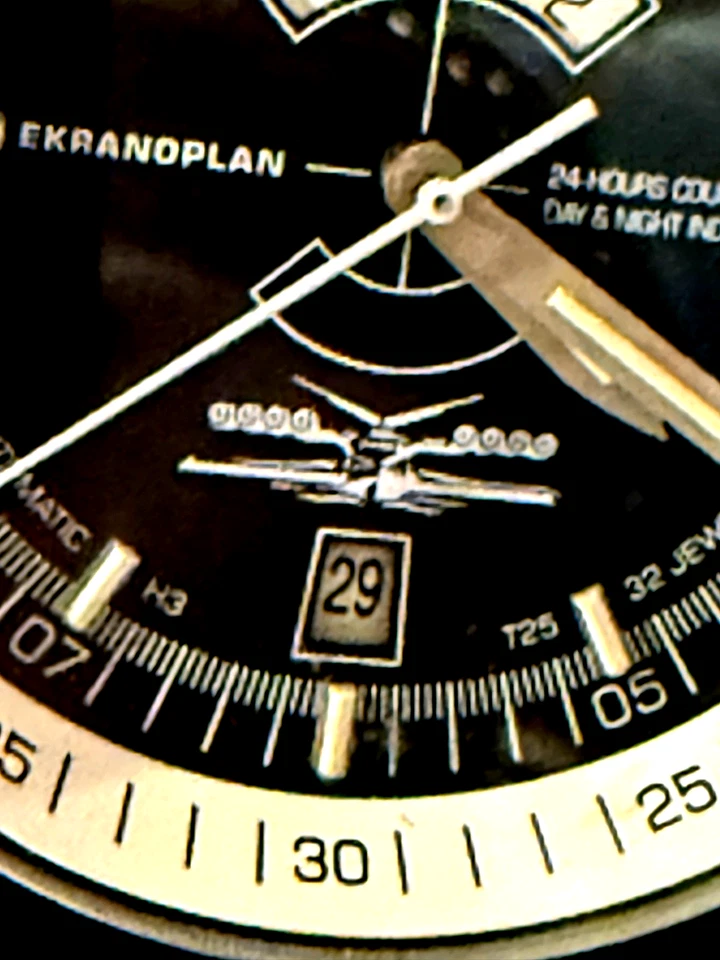 NUEVO STOCK ANTIGUO: Vostok Europe Ekranoplan Automático Tritio Silicona 24 horas LE Foto 4 de 4