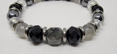 "Sacred Shield" Quartz, Labradorite,Tourmaline, Hawk's Eye Stretch Bracelet - Picture 5 of 8