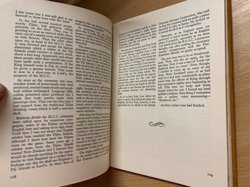 1952 "DENIS COMPTON'S ANNUAL 1952" ILLUSTRATED CRICKET HARDBACK BOOK (P4) - Picture 16 of 20