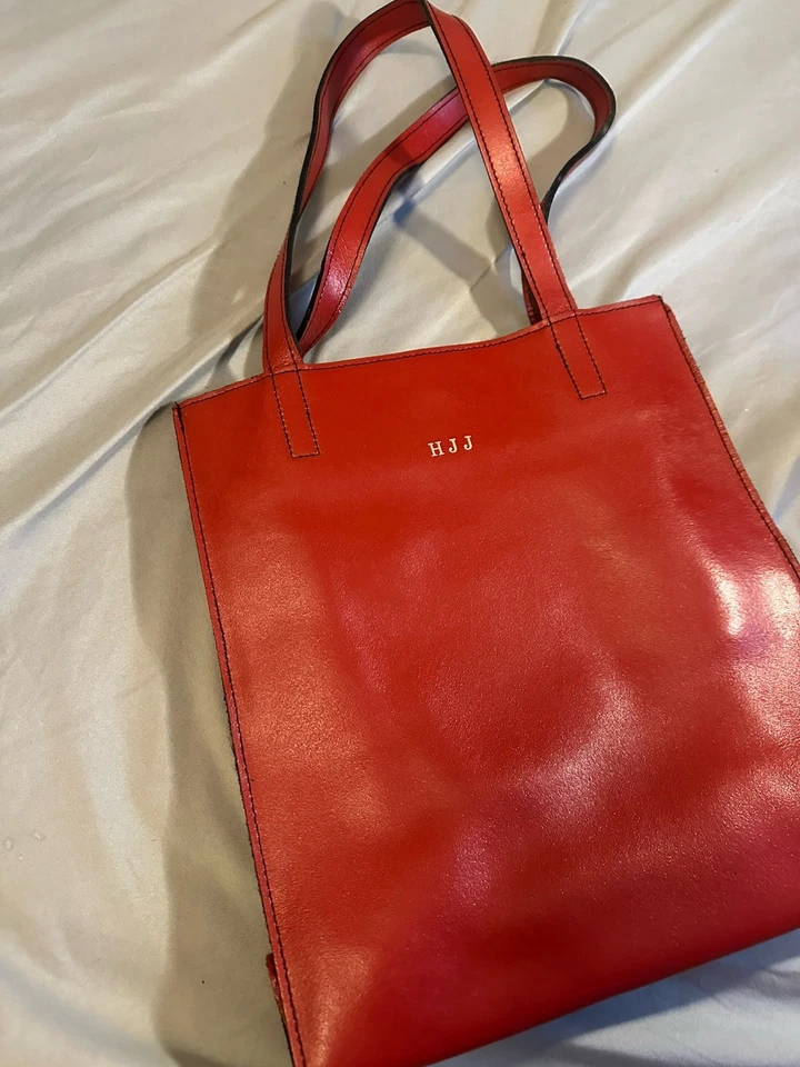 Bolso de mano/bolso de mano de cuero rojo con correas Lillian Vernon HJJ  Foto 2 de 4