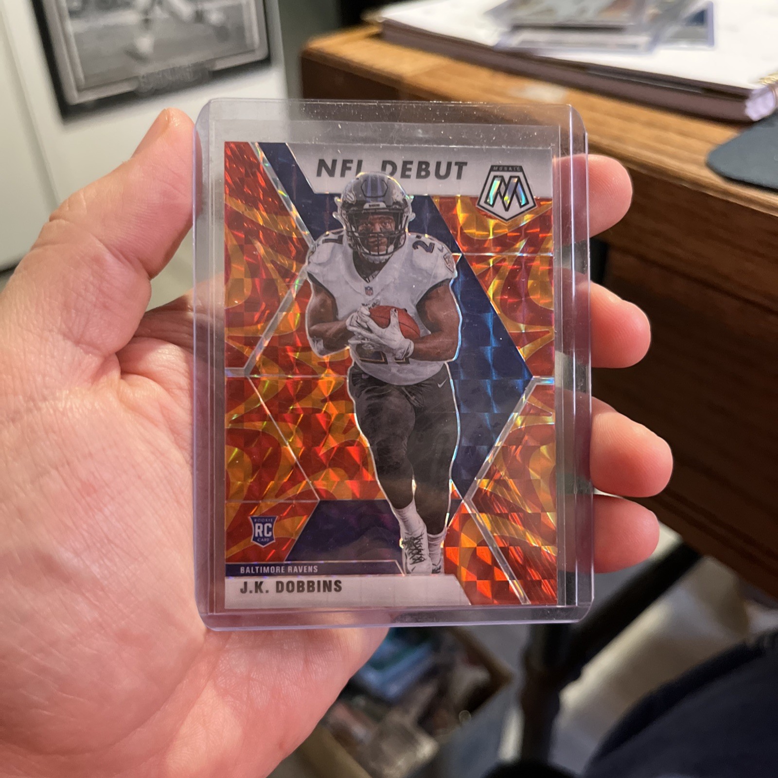 2020 Panini Mosaic JK Dobbins NFL Debut Orange Reactive Prizm RC #275 Ravens