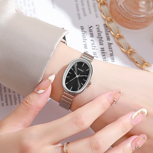 Stylish Quartz Wrist Watch Featuring Unique Oval Shaped Steel Bracelet - Picture 4 of 18