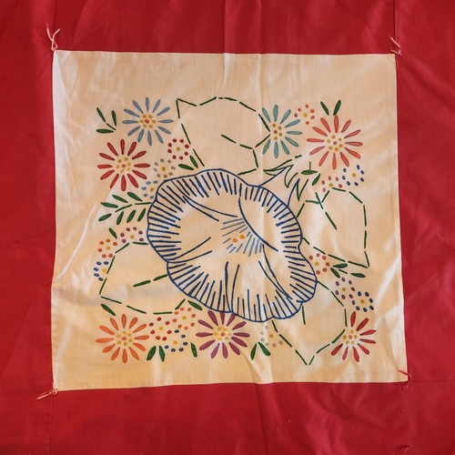 Vintage Red a White Floral Quilt / Handmade / Embroidered / Queen/king 102x92 - Picture 14 of 14