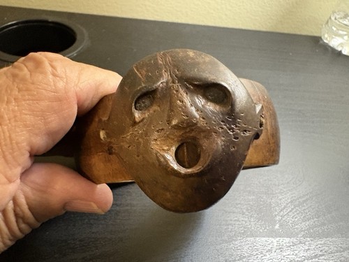 Vintage Hand Carved African-style Wood Bracelet With Strange Face Attached EX - Picture 3 of 5