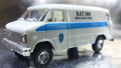 ** Dreizack 90164 BAT Van Wichita Polizei Atemalkoholtest 1:87 HO Maßstab