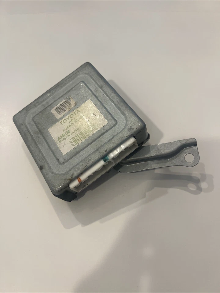 89540-35130 ABS módulo de control de freno antibloqueo 1998 Toyota 4-Runner 4Runner Foto 3 de 3