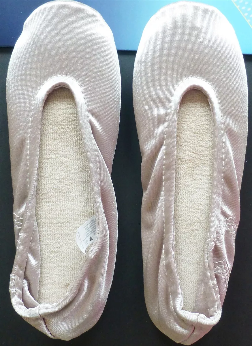 Isotoner ballerina deals slippers satin