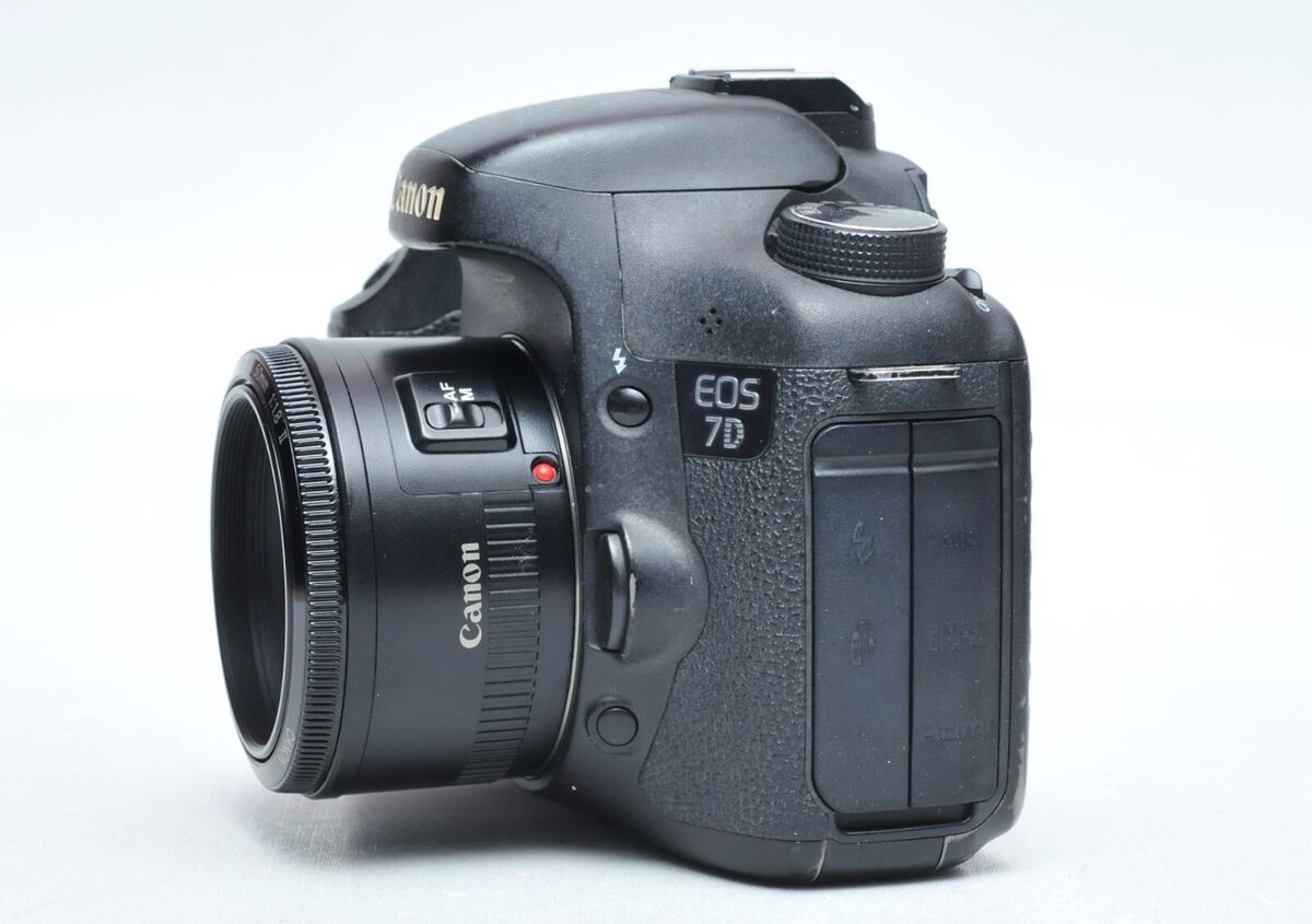Canon EOS 7D DSLR Camera W/ EF 50mm F1.8 II Lens Kit | eBay Canon EOS 7D DSLR Camera W/ EF 50mm F1.8 II Lens Kit | eBay