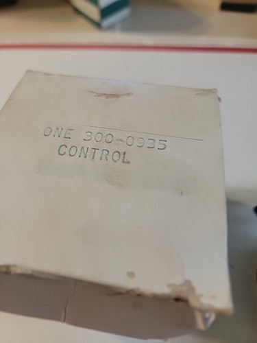 New In Box ONAN 300-0935 Generator Control Board - Picture 3 of 4