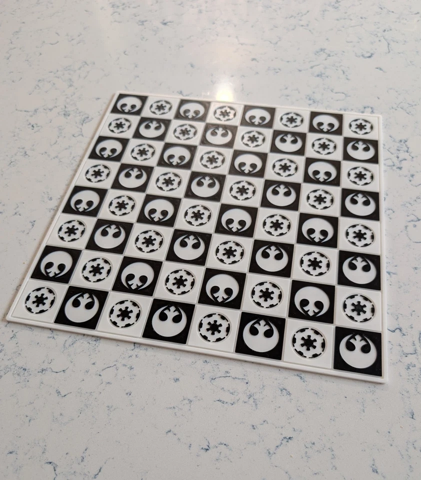 Tablero de ajedrez Star Wars (sin piezas) Foto 3 de 3