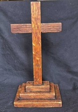 VINTAGE FREESTANDING WOODEN CHRISTIAN CROSS