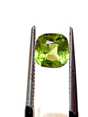 Peridot Gemstone 1ct Apple Green Color Orign Spat15