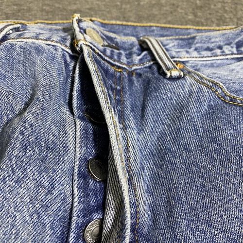Levis 501 Jeans Mens 32x34 Blue Denim Pants Light Washed Out Button Fly Workwear - Picture 15 of 19
