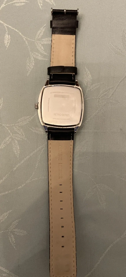 Gametime St Louis Cardinals 2011 World Series Championship Watch MLB working. - Image 3 of 4